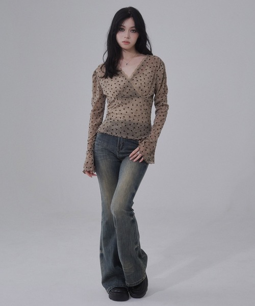 ENVYM(アンビー)の「カシュクールピコレーストップス ハート柄(Tシャツ/カットソー・レディース・グレー/ブラック/ベージュ・FREE)」の13枚目の写真