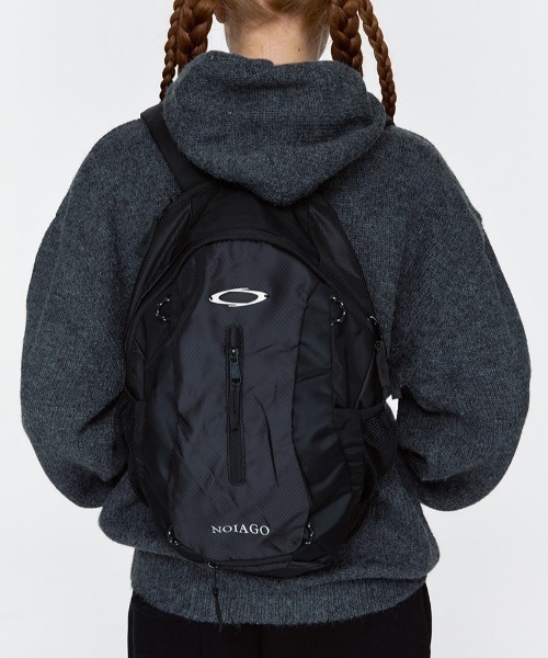 NOIAGO(ノイアゴ)の「◇NOIAGO◇ブランド直輸入正規品/マルチロゴ バックパック multi logo backpack(バックパック/リュック・レディース・ピンク/ブラック/グレー・FREE)」の2枚目の写真