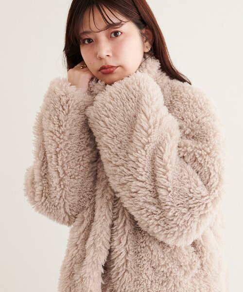 natural couture(ナチュラルクチュール)の「スタンドカラーファーコート(その他アウター・レディース・アイボリー/ブラウン/ベージュ・FREE)」の3枚目の写真