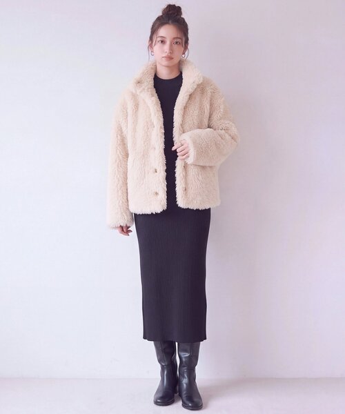 natural couture(ナチュラルクチュール)の「スタンドカラーファーコート(その他アウター・レディース・アイボリー/ブラウン/ベージュ・FREE)」の5枚目の写真