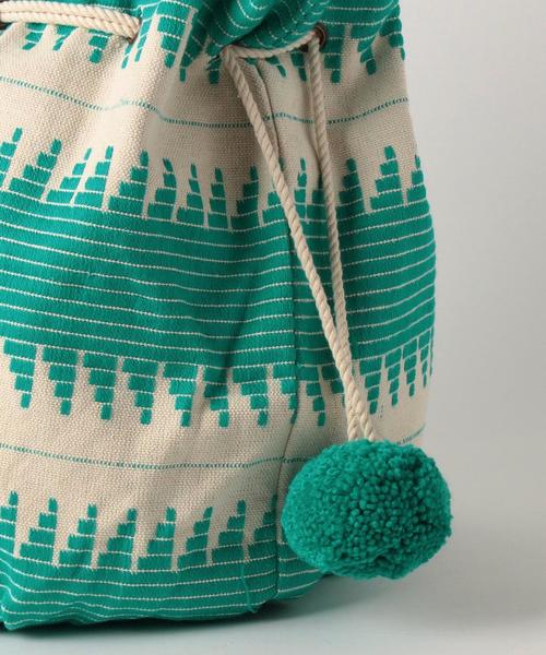 UNITED ARROWS（ユナイテッドアローズ）の「トートバッグ ダブルポンポン◆（トートバッグ・レディース・ケリー/コバルトブルー・FREE）」の8枚目の写真