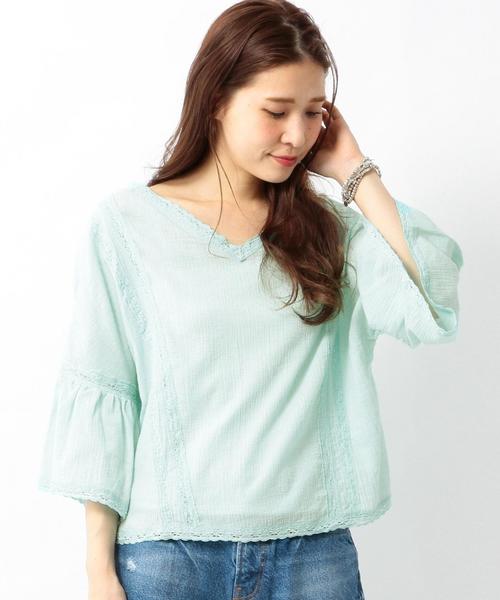 Another Edition（アナザーエディション）の「ガーゼヨウリュウVネックブラウス/AEBC ガーゼヨウリュウ V BLUS◆（シャツ/ブラウス・レディース・オフホワイト/レッド/ライム・FREE）」の2枚目の写真