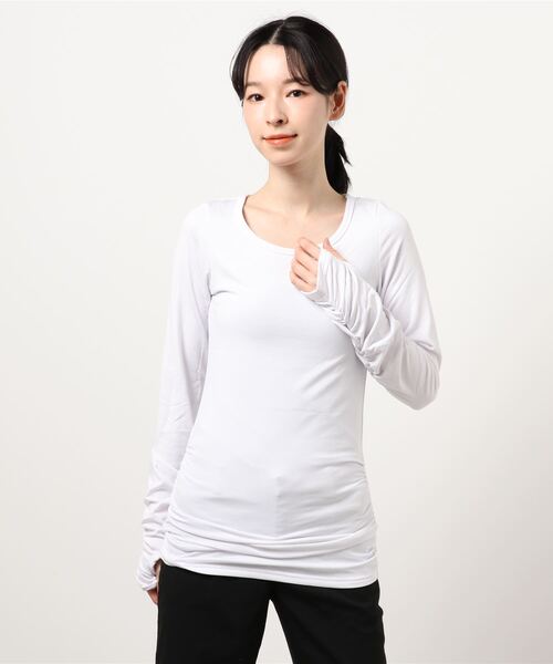 aimoha（アイモハ）の「裏起毛ヒートカットソー タートルネック ラウンドネック Vネック (AW) (LV)（インナーウェア/肌着・レディース・パープル/ワインレッド/カーキ/グレー/ホワイト/ブラウン/ブラック/ピンク/パープル系その他2/パープル系その他3/パープル系その他5/ピンク系その他2/ピンク系その他3/ピンク系その他5/レッド系その他2/レッド系その他3/レッド系その他5/ブラック系その他2/ブラック系その他3/ブラック系その他5/グレー系その他2/グレー系その他3/グレー系その他5/ブラウン系その他2/ブラウン系その他3/ブラウン系その他5/グリーン系その他2/グリーン系その他3/グリーン系その他5/ホワイト系その他2/ホワイト系その他3/ホワイト系その他5/ダークグレー/ベージュ系その他3/ベージュ系その他2/グレー系その他・XX-LARGE/LARGE/X-LARGE/MEDIUM/SMALL）」の5枚目の写真