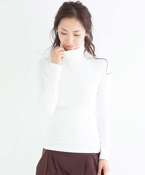 aimoha（アイモハ）の「裏起毛ヒートカットソー タートルネック ラウンドネック Vネック (AW) (LV)（インナーウェア/肌着・レディース・パープル/ワインレッド/カーキ/グレー/ホワイト/ブラウン/ブラック/ピンク/パープル系その他2/パープル系その他3/パープル系その他5/ピンク系その他2/ピンク系その他3/ピンク系その他5/レッド系その他2/レッド系その他3/レッド系その他5/ブラック系その他2/ブラック系その他3/ブラック系その他5/グレー系その他2/グレー系その他3/グレー系その他5/ブラウン系その他2/ブラウン系その他3/ブラウン系その他5/グリーン系その他2/グリーン系その他3/グリーン系その他5/ホワイト系その他2/ホワイト系その他3/ホワイト系その他5/ダークグレー/ベージュ系その他3/ベージュ系その他2/グレー系その他・XX-LARGE/LARGE/X-LARGE/MEDIUM/SMALL）」の2枚目の写真