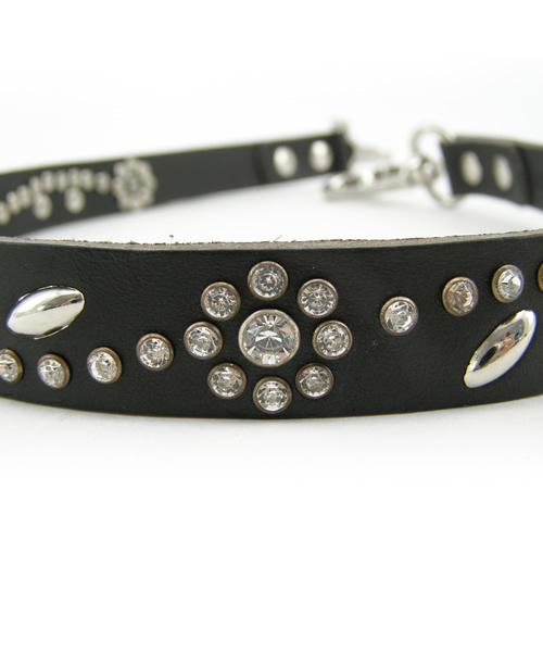 NANO universe（ナノユニバース）の「スワロスタッズレザー ウォレット