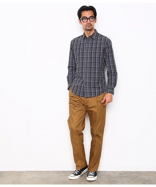 WILD LIFE TAILOR Adam et Rope'（ワイルドテーラーアダムエロペ　）の「WLTダブルサテンベルティッドパンツ（その他パンツ・メンズ・カーキ/ベージュ/ネイビー・L/M）」の6枚目の写真
