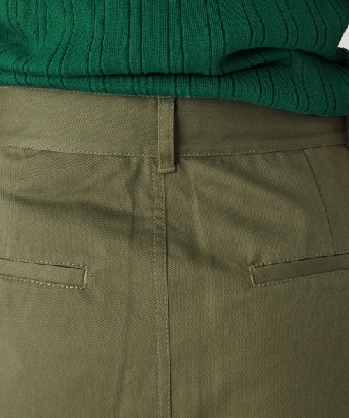 A part by（アパートバイ）の「チノSTロングスリットスカート 759654 （スカート・レディース・カーキ/ベージュ・MEDIUM/LARGE）」の8枚目の写真