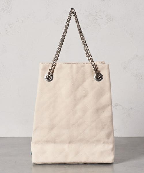 UNITED ARROWS（ユナイテッドアローズ）の「＜TEMBEA（テンベア）＞チェーンポーチ M†（ハンドバッグ・レディース・ホワイト/ブラック/ゴールド・FREE）」の15枚目の写真