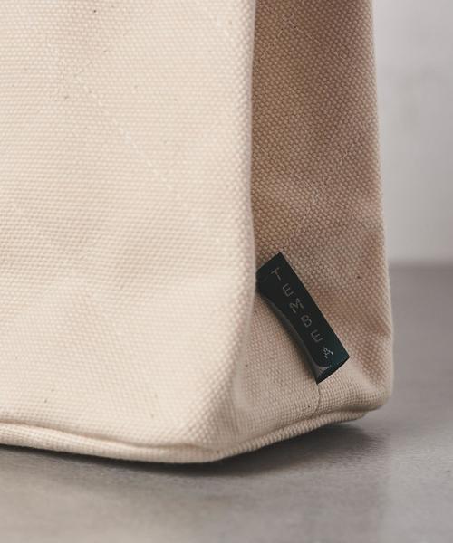 UNITED ARROWS（ユナイテッドアローズ）の「＜TEMBEA（テンベア）＞チェーンポーチ M†（ハンドバッグ・レディース・ホワイト/ブラック/ゴールド・FREE）」の18枚目の写真