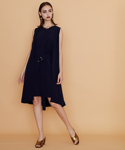 UNITED TOKYO（ユナイテッドトウキョウ）の「2wayベルトワンピース（ワンピース・レディース・マスタード/ネイビー・1）」の3枚目の写真