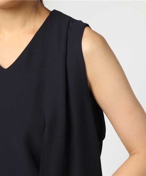 UNITED TOKYO（ユナイテッドトウキョウ）の「2wayベルトワンピース（ワンピース・レディース・マスタード/ネイビー・1）」の8枚目の写真