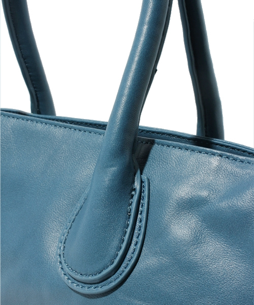 And A（アンドエー）の「シカクトート（トートバッグ・レディース・ブラック/ライトブラウン/ブルー・FREE）」の4枚目の写真