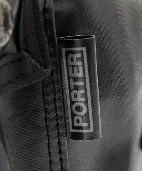PORTER（ポーター）の「PORTER JAM DAYPACK SMALL <B印 YOSHIDA SELECT>（バックパック/リュック・メンズ・ホワイト/ブラック・ONE SIZE）」の4枚目の写真