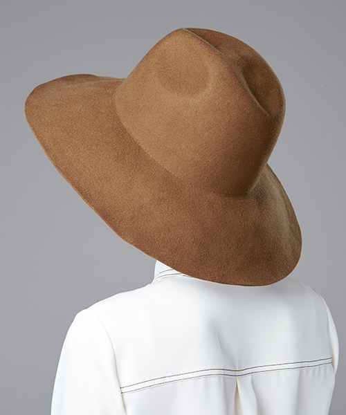 TRUNO by NOISE MAKER（トルノバイノイズメーカー）の「スーパーワイドブリムハット（ハット・レディース・ブラック/ベージュ/キャメル・58/60/57）」の5枚目の写真