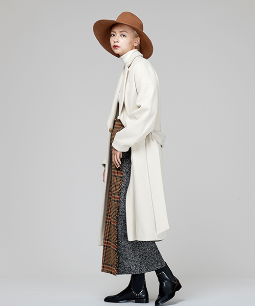 TRUNO by NOISE MAKER（トルノバイノイズメーカー）の「スーパーワイドブリムハット（ハット・レディース・ブラック/ベージュ/キャメル・58/60/57）」の17枚目の写真