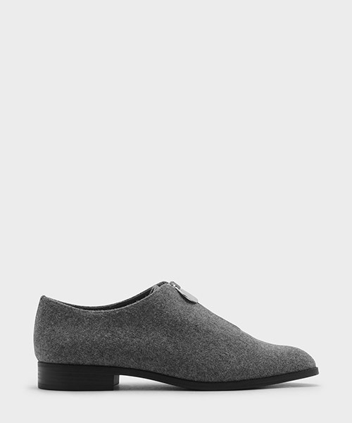 CHARLES & KEITH(チャールズ & キース)の「ジップディテールローファー/ZIP DETAIL LOAFERS(ローファー・レディース・グレー/ブラック・23cm/22.5cm/23.5cm/25cm/25.5cm/24.5cm)」の1枚目の写真