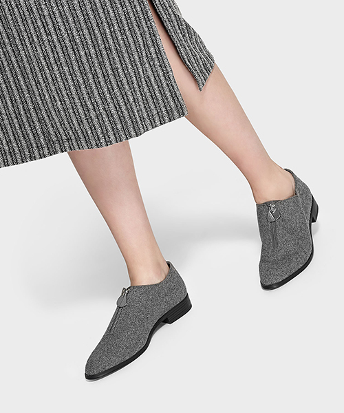 CHARLES & KEITH(チャールズ & キース)の「ジップディテールローファー/ZIP DETAIL LOAFERS(ローファー・レディース・グレー/ブラック・23cm/22.5cm/23.5cm/25cm/25.5cm/24.5cm)」の7枚目の写真