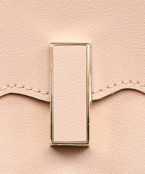 OLIVE des OLIVE（オリーブデオリーブ）の「[再入荷決定!] スカラップショルダーバッグ（ショルダーバッグ・レディース・ブラック/ピンク/ラベンダー・FREE）」の5枚目の写真