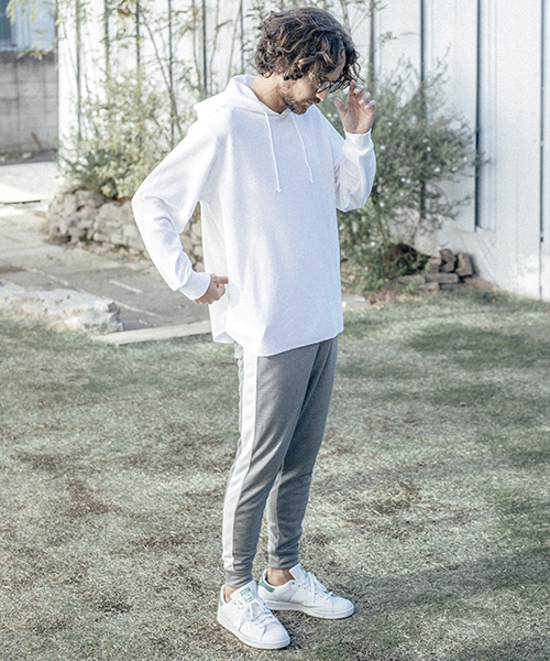 ANGENEHM（アンゲネーム）の「mp5842-Ponti Side Line Pants パンツ（その他パンツ・メンズ・ブラック/ネイビー/グレー・L/M/S）」の5枚目の写真