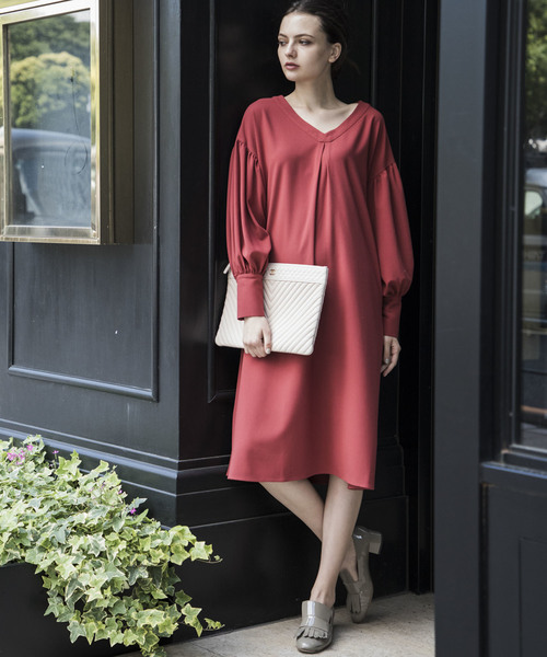 Emma Taylor（エマテイラー）の「ギャザーフレアドレス（ワンピース・レディース・ブラック/レッド/アイボリー・FREE）」の13枚目の写真