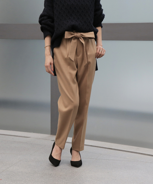 Tiara(ティアラ)の「ウエストリボンセンタープレスタックパンツ(その他パンツ・レディース・ネイビー/パープル/キャメル・S/M/L)」の5枚目の写真