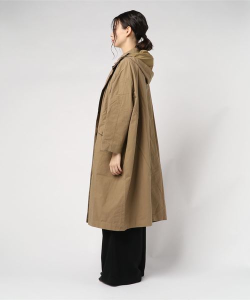 THE MORNING AFTER（ザ モーニング アフター）の「高密度チノクロス フード脱着 BIG ステンカラーコート（ステンカラーコート・レディース・チャコールグレー/ベージュ/カーキ/ネイビー・FREE）」の5枚目の写真