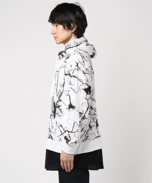 STYLEBLOCK（スタイルブロック）の「ロゴプリントフェイクレイヤードサイドジップスリットパーカー（パーカー・メンズ・ホワイト系その他/ブラック系その他/ホワイト系その他2/ブラック系その他2・L/M）」の5枚目の写真