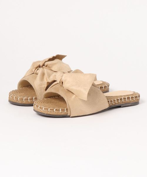 GeeRA（ジーラ）の「リボンデザインフラットサンダル（サンダル・レディース・ブラック/ベージュ/オレンジ/グリーン・X-LARGE/MEDIUM/LARGE/SMALL）」の3枚目の写真