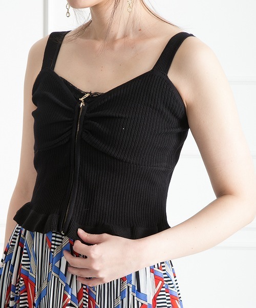 Libby&Rose（リビーアンドローズ）の「ＺＩＰビスチェ（ニット/セーター・レディース・ブラック/ブルー/グリーン/アイボリー/マスタード・FREE）」の10枚目の写真