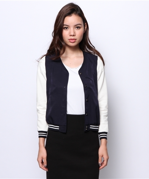 JENEVIEVE（ジュヌヴィエーヴ）の「スタジアムジャンパー（ブルゾン・レディース・ネイビー/ベージュ・1）」の12枚目の写真