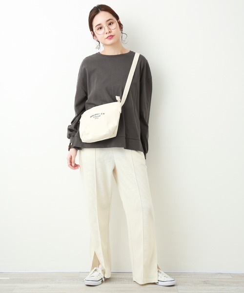 n'ee-ne（ネーネ）の「OE天竺ビックシルエットTシャツ（Tシャツ/カットソー・レディース・ブラック/オフホワイト/サンドベージュ/モカ/スミクロ・FREE）」の16枚目の写真