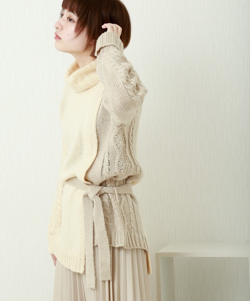 n'ee-ne(ネーネ)の「モヘアタッチ切替ニット(ニット/セーター・レディース・アイボリー/ブラック/ブラウン/ベージュ・FREE)」の2枚目の写真