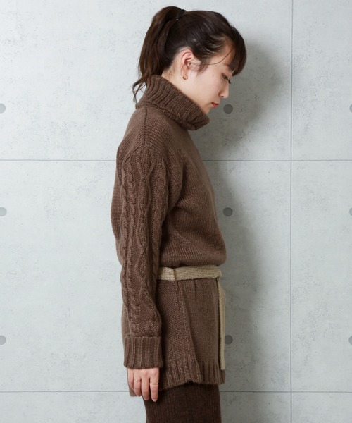 n'ee-ne(ネーネ)の「モヘアタッチ切替ニット(ニット/セーター・レディース・アイボリー/ブラック/ブラウン/ベージュ・FREE)」の10枚目の写真