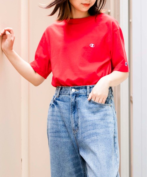 Champion(チャンピオン)の「WEGO/【一部店舗限定】Champion チャンピオン 刺繍半袖Tシャツ(Tシャツ/カットソー・メンズ・ホワイト/ブラック/ネイビー/レッド/ライム/イエロー/オートミール/杢グレー/ダークグリーン/ターコイズブルー/ライトイエロー/オレンジ系その他/ブラウン・SMALL/MEDIUM/LARGE/X-LARGE)」の12枚目の写真