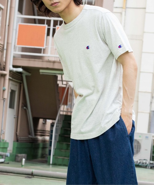 Champion(チャンピオン)の「WEGO/【一部店舗限定】Champion チャンピオン 刺繍半袖Tシャツ(Tシャツ/カットソー・メンズ・ホワイト/ブラック/ネイビー/レッド/ライム/イエロー/オートミール/杢グレー/ダークグリーン/ターコイズブルー/ライトイエロー/オレンジ系その他/ブラウン・SMALL/MEDIUM/LARGE/X-LARGE)」の18枚目の写真