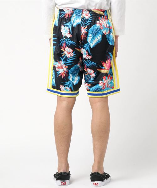 styles(スタイルス)の「MITCHELL&NESS GSWBLCK90 SMSHNG18271(その他パンツ・メンズ・ブラック・MEDIUM)」の3枚目の写真