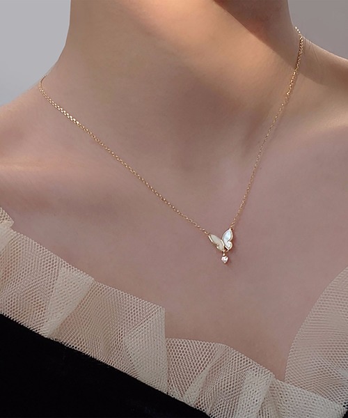 LA VORAGINE（ラ ヴォラジネ）の「INSデリケートなレディペンダントネックレス（ネックレス・レディース・D/F/C/A/E/B/L/G/H/I/J/K/M/U/T/S/Q/P/R/O/V/その他1/その他/その他3/その他2/その他5/その他4/その他11/その他6/その他7/その他8/その他9/その他10/その他12/その他13/その他14/その他15/その他16・FREE）」の3枚目の写真