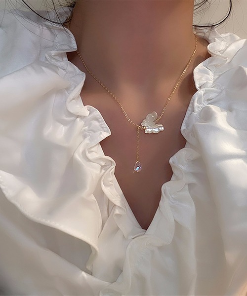 LA VORAGINE（ラ ヴォラジネ）の「INSデリケートなレディペンダントネックレス（ネックレス・レディース・D/F/C/A/E/B/L/G/H/I/J/K/M/U/T/S/Q/P/R/O/V/その他1/その他/その他3/その他2/その他5/その他4/その他11/その他6/その他7/その他8/その他9/その他10/その他12/その他13/その他14/その他15/その他16・FREE）」の6枚目の写真