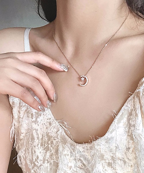 LA VORAGINE（ラ ヴォラジネ）の「INSデリケートなレディペンダントネックレス（ネックレス・レディース・D/F/C/A/E/B/L/G/H/I/J/K/M/U/T/S/Q/P/R/O/V/その他1/その他/その他3/その他2/その他5/その他4/その他11/その他6/その他7/その他8/その他9/その他10/その他12/その他13/その他14/その他15/その他16・FREE）」の21枚目の写真