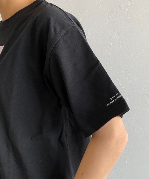PAGEBOY（ページボーイ）の「モードグラフィックTシャツ（Tシャツ/カットソー・レディース・オフホワイト/ブラック・FREE）」の10枚目の写真