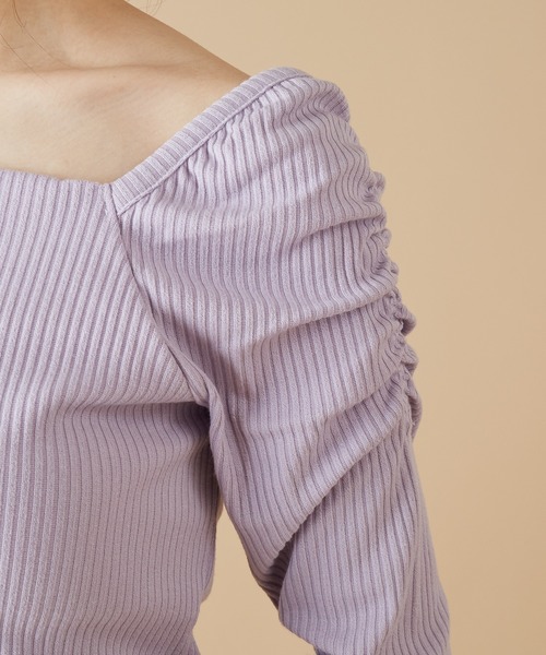 MIIA（ミーア）の「パワーショルダーカットプルオーバー（Tシャツ/カットソー・レディース・ベージュ/ボルドー/パープル系その他/ブラック/パープル・FREE）」の9枚目の写真