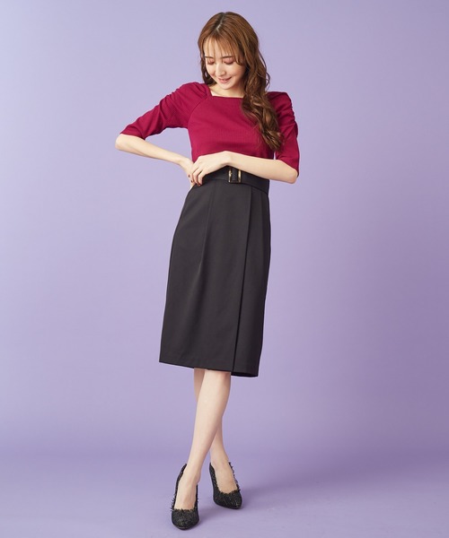 MIIA（ミーア）の「パワーショルダーカットプルオーバー（Tシャツ/カットソー・レディース・ベージュ/ボルドー/パープル系その他/ブラック/パープル・FREE）」の14枚目の写真