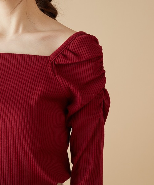 MIIA（ミーア）の「パワーショルダーカットプルオーバー（Tシャツ/カットソー・レディース・ベージュ/ボルドー/パープル系その他/ブラック/パープル・FREE）」の13枚目の写真