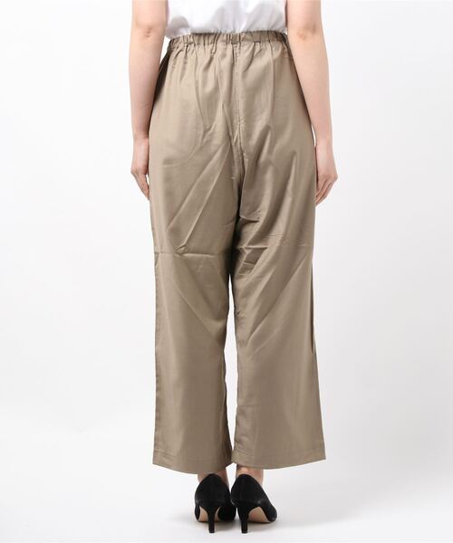 PUAL CE CIN（ピュアルセシン）の「ゆるっとボトム新型ワイド（その他パンツ・レディース・オリーブ/ベージュ/ブラック/チャコール・FREE）」の6枚目の写真