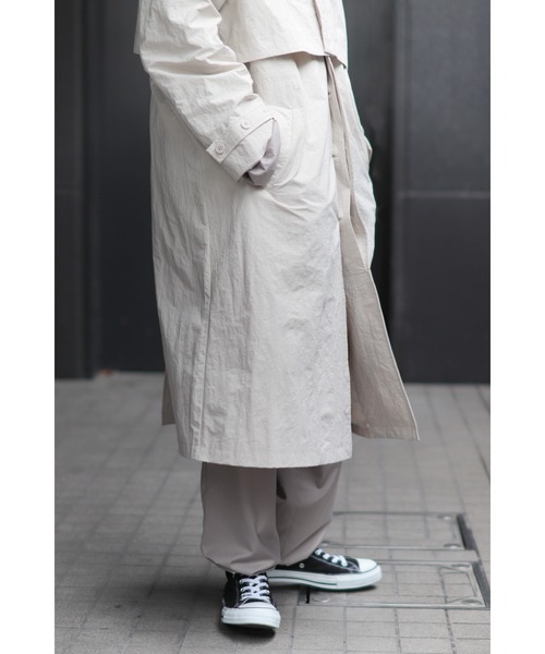 CREARE -LINO-（クレアーレリノ）の「スタンド衿オーバーサイズレイヤードコート（ステンカラーコート・メンズ・ブラック/オフホワイト/カーキ・M/L）」の5枚目の写真