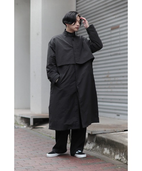 CREARE -LINO-（クレアーレリノ）の「スタンド衿オーバーサイズレイヤードコート（ステンカラーコート・メンズ・ブラック/オフホワイト/カーキ・M/L）」の17枚目の写真