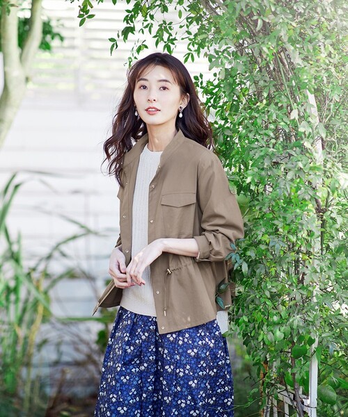 J.PRESS(ジェイプレス)の「【洗える】リバティプリント スカート(スカート・レディース・ベージュ系5/ネイビー系5・7/11/9/13)」の4枚目の写真
