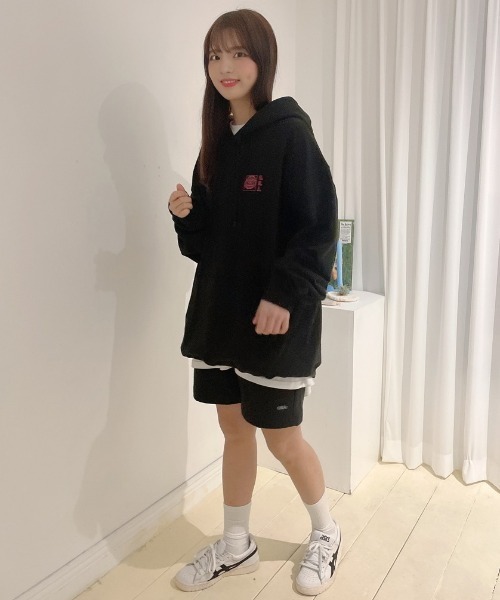 ONA(オーエヌエー)の「『ONA/オーエヌエー』2ND EARTH BASEMENT PRINTING HOODIE/韓国ブランド ユニセックス アース ベースメント プリント フーディー プルオーバーパーカー(パーカー・メンズ・ブラック/グレー・FREE)」の6枚目の写真