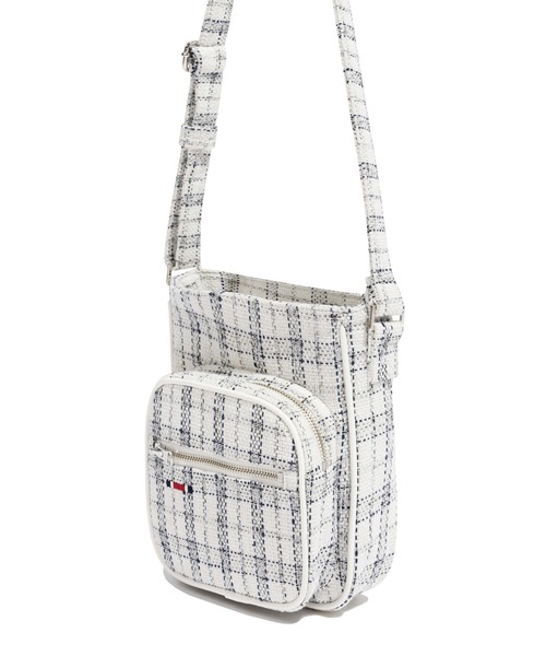 ROMANTIC CROWN（ロマンティッククラウン）の「【ROMANTIC CROWN】TWEED SLING BAG / ロマンティッククラウン ツイード スリング ショルダー バッグ（ショルダーバッグ・メンズ・オートミール/ネイビー・FREE）」の7枚目の写真