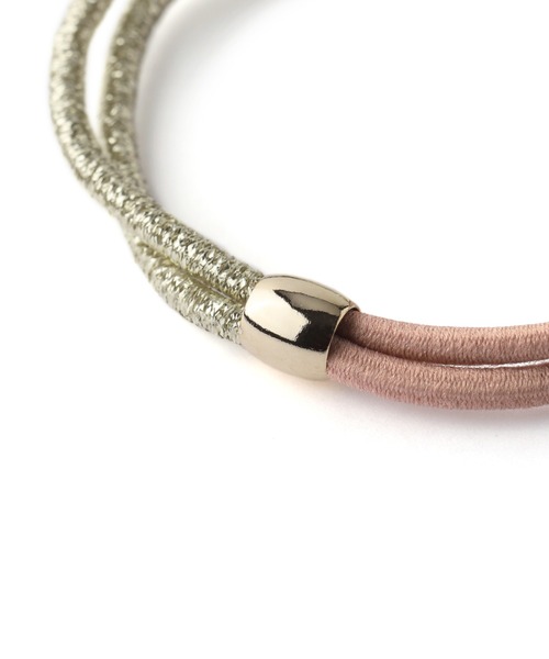 ANEMONE(アネモネ)の「バイカラーのラメリボンヘアゴム(ヘアゴム・レディース・グリーン/グレー/ベージュ/ピンク・FREE)」の7枚目の写真